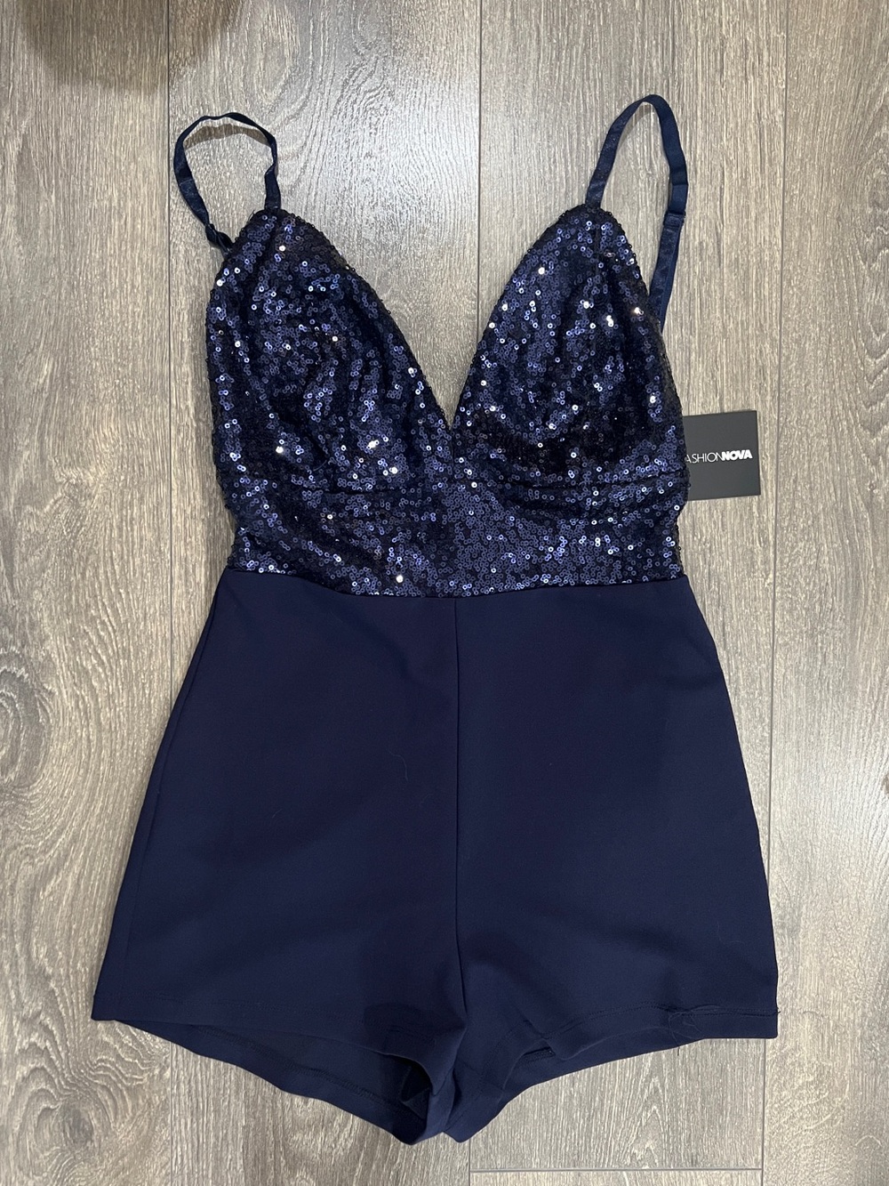 BNWT fashion nova sequins blue romper shorts - size XS